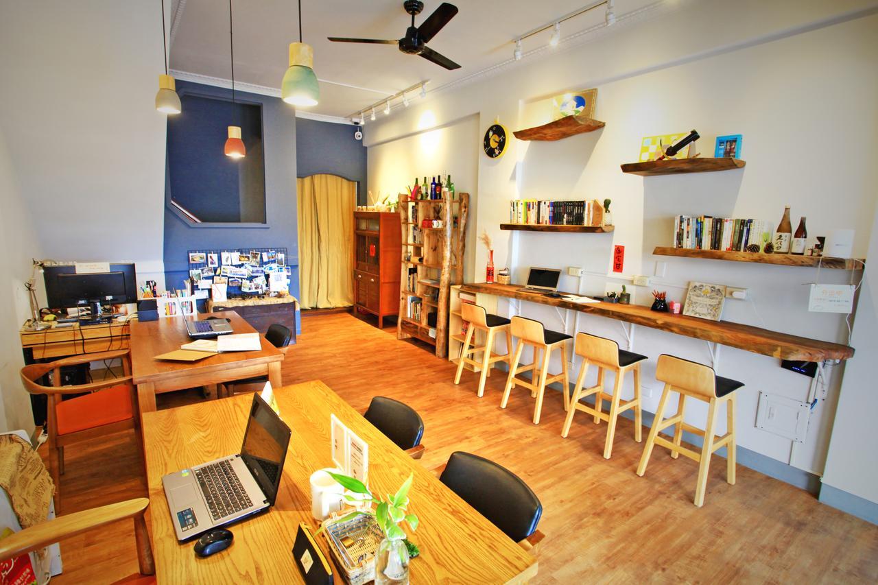 Navel Orange Hostel Taitung Exterior photo