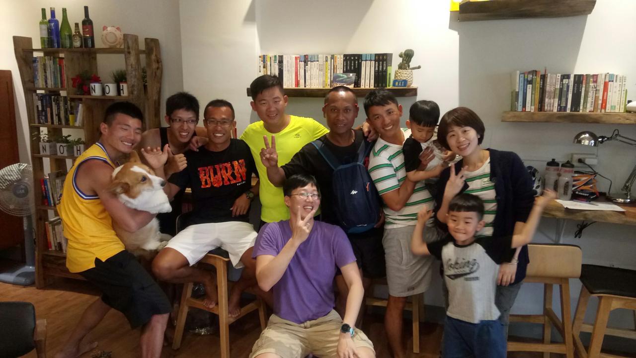 Navel Orange Hostel Taitung Exterior photo